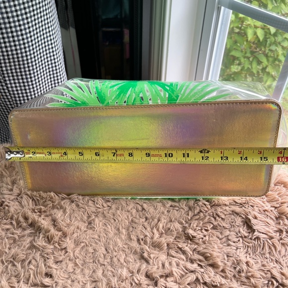 Lilly Pulitzer Tropical Travel Tote - Picture 8 of 11